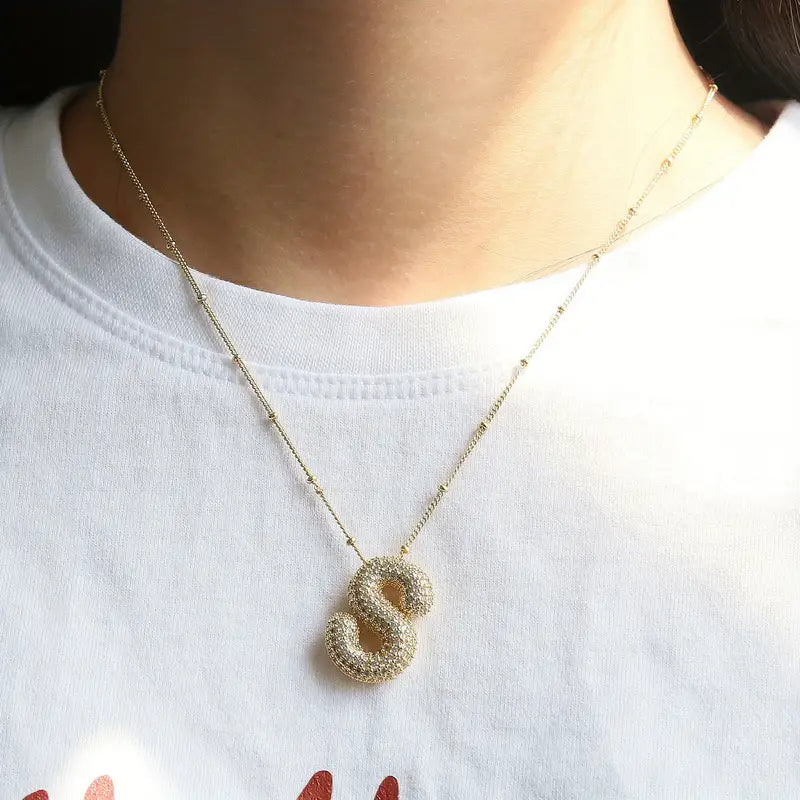 Gold bubble letter necklace set