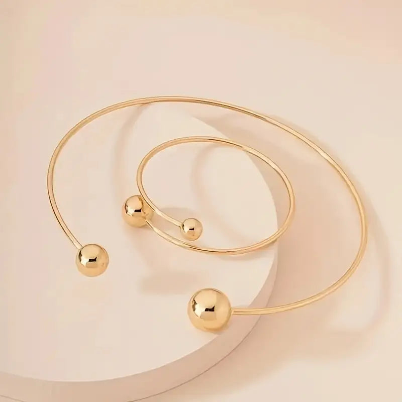 Minimalist Bracelet and Necklace Set with Novelty Shine
