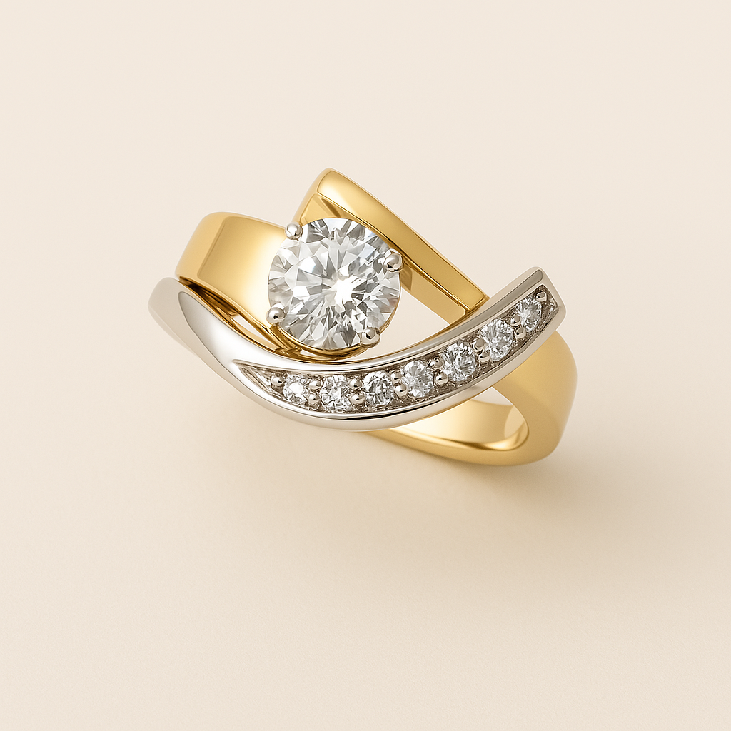 Vintage Irregular Zirconia Ring in Gold and Silver