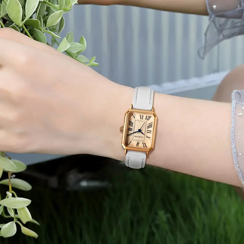 Vivelle Crest Watch