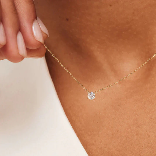 Cléa Moissanite Stone Collar