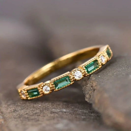 Vintage gold ring with green zirconia