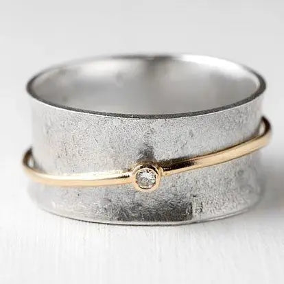 Vintage Ring with Cubic Zirconia
